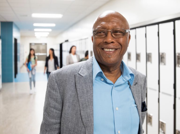 de principal campaign intro